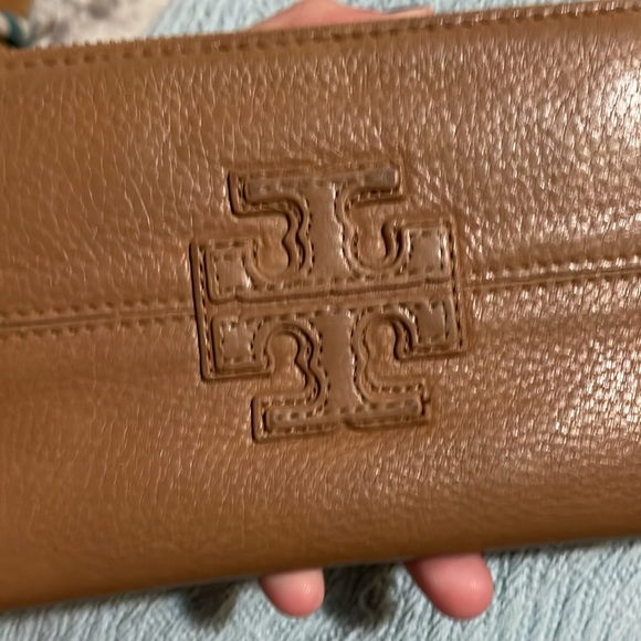 Tory Burch long zippy wallet - Picture 9 of 9